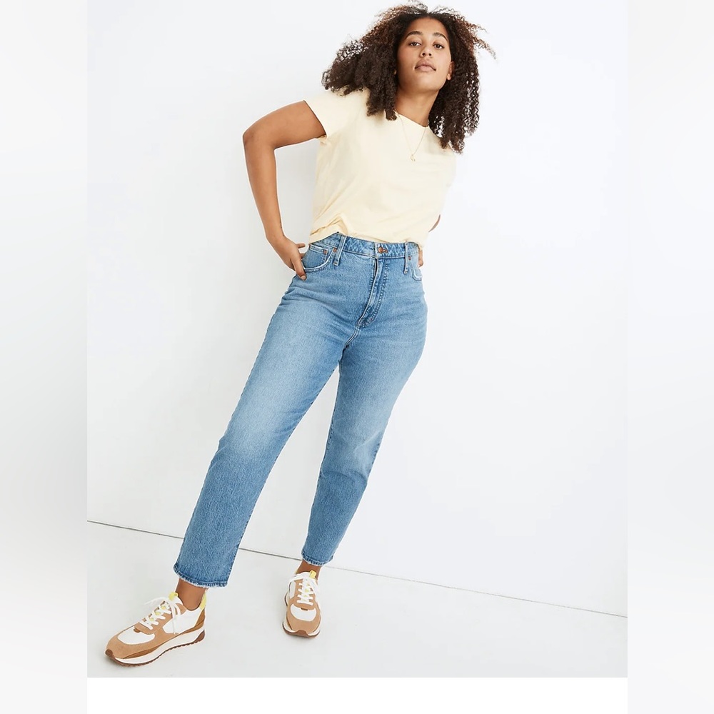 COPY - Madewell Women's Classic Straight Jean